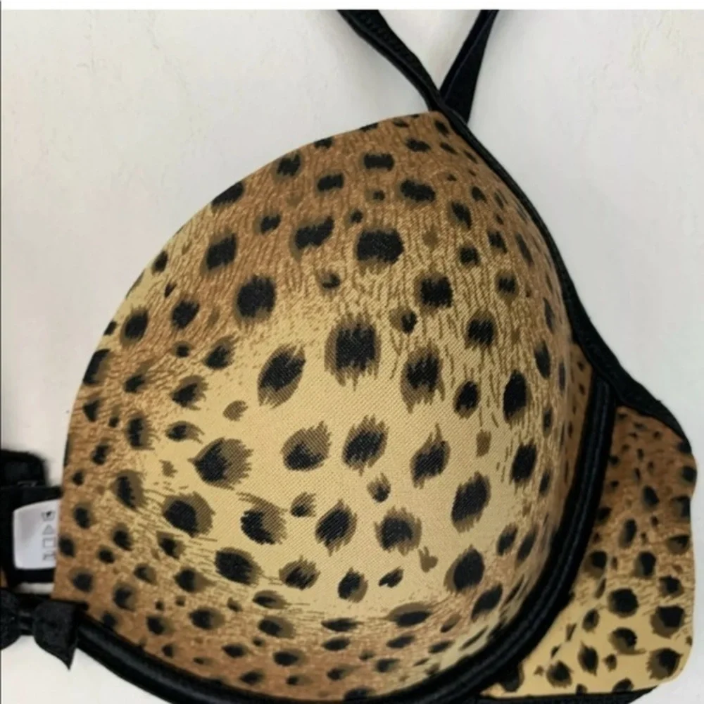 Maidenform Wirefree Plunging Leopard Print Bra 34C